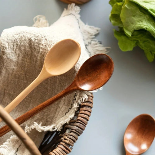 Cuillere en Bois Style Coreen | Design elegant, finition naturelle, poignee ergonomique - Verdyo_"Cuillère en bois style coréen"
"Ustensiles de cuisine design élégant"
"Accessoires cuisine durables et naturels"
"Couverts en bois finition naturelle"
"Produits écoresponsables pour table"
"Cuillère ergonomique en bois"
"Alternative écologique aux couverts plastiques"
"Cadeau idéal pour amateurs de cuisine asiatique"
"Cuillère en bois polyvalente"
"Design minimaliste pour couverts"
