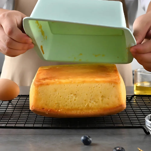 Plaque_a_gateaux_carree_en_silicone_Poign_es_anti-derapantes_facile_a_manipuler_-_Verdyo_
"Plaque à gâteaux carrée en silicone"
"Accessoires pâtisserie durables"
"Silicone alimentaire sans BPA"
"Plaque à gâteaux avec poignées anti-dérapantes"
"Produits écoresponsables pour cuisine"
"Plaque à gâteaux facile à manipuler"
"Alternative durable aux plaques en métal"
"Cadeau idéal pour amateurs de pâtisserie"
"Plaque à gâteaux résistante à la chaleur"
"Accessoires de cuisine polyvalents"