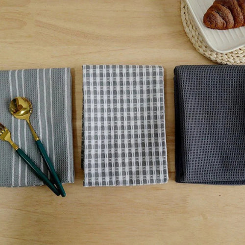 Torchon de cuisine 100% coton | Doux et absorbant, plusieurs couleurs au choix - Verdyo_
"Torchon de cuisine 100% coton"
"Accessoires cuisine durables et absorbants"
"Produits écoresponsables pour nettoyage"
"Torchon doux et résistant"
"Coton naturel pour torchons"
"Alternative écologique aux essuie-tout jetables"
"Torchon de cuisine plusieurs couleurs"
"Cadeau idéal pour amateurs de cuisine"
"Torchon absorbant et facile d’entretien"
"Solutions zéro déchet pour cuisine"