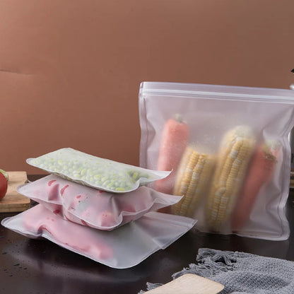 Sacs_de_stockage_alimentaire_reutilisables_en_silicone_Hermetiques_resistants_au_congelateur_-_Verdyo_
"Clips à sacs alimentaires en acier inoxydable"
"Fermeture hermétique réutilisable"
"Accessoires cuisine durables"
"Produits zéro déchet cuisine"
"Clips sacs alimentaires écologiques"
"Attaches réutilisables pour sacs"
"Solutions anti-gaspillage alimentaire"
"Clips acier inoxydable sans BPA"
"Cadeau idéal pour amateurs de cuisine"
"Clips alimentaires durables"