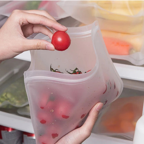 Sacs_de_stockage_alimentaire_reutilisables_en_silicone_Hermetiques_resistants_au_congelateur_-_Verdyo_
"Clips à sacs alimentaires en acier inoxydable"
"Fermeture hermétique réutilisable"
"Accessoires cuisine durables"
"Produits zéro déchet cuisine"
"Clips sacs alimentaires écologiques"
"Attaches réutilisables pour sacs"
"Solutions anti-gaspillage alimentaire"
"Clips acier inoxydable sans BPA"
"Cadeau idéal pour amateurs de cuisine"
"Clips alimentaires durables"
