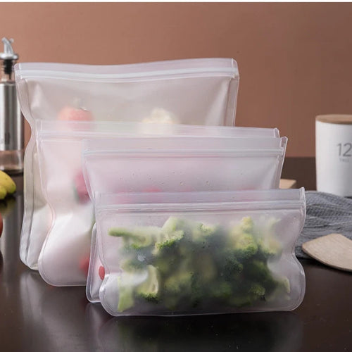 Sacs_de_stockage_alimentaire_reutilisables_en_silicone_Hermetiques_resistants_au_congelateur_-_Verdyo_
"Clips à sacs alimentaires en acier inoxydable"
"Fermeture hermétique réutilisable"
"Accessoires cuisine durables"
"Produits zéro déchet cuisine"
"Clips sacs alimentaires écologiques"
"Attaches réutilisables pour sacs"
"Solutions anti-gaspillage alimentaire"
"Clips acier inoxydable sans BPA"
"Cadeau idéal pour amateurs de cuisine"
"Clips alimentaires durables"